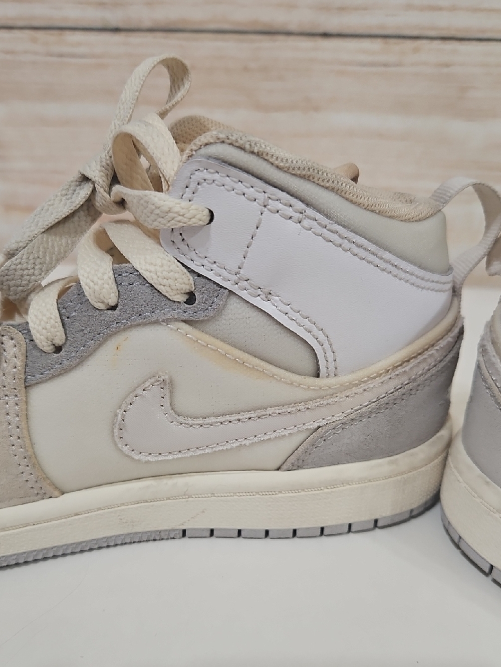 Air Jordan 1 Mid SE Craft Inside Out Kids Beige Gray Low-Top Sneakers 1 Youth - Picture 8 of 10